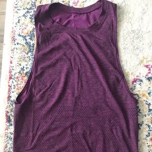 Lululemon top size 4
